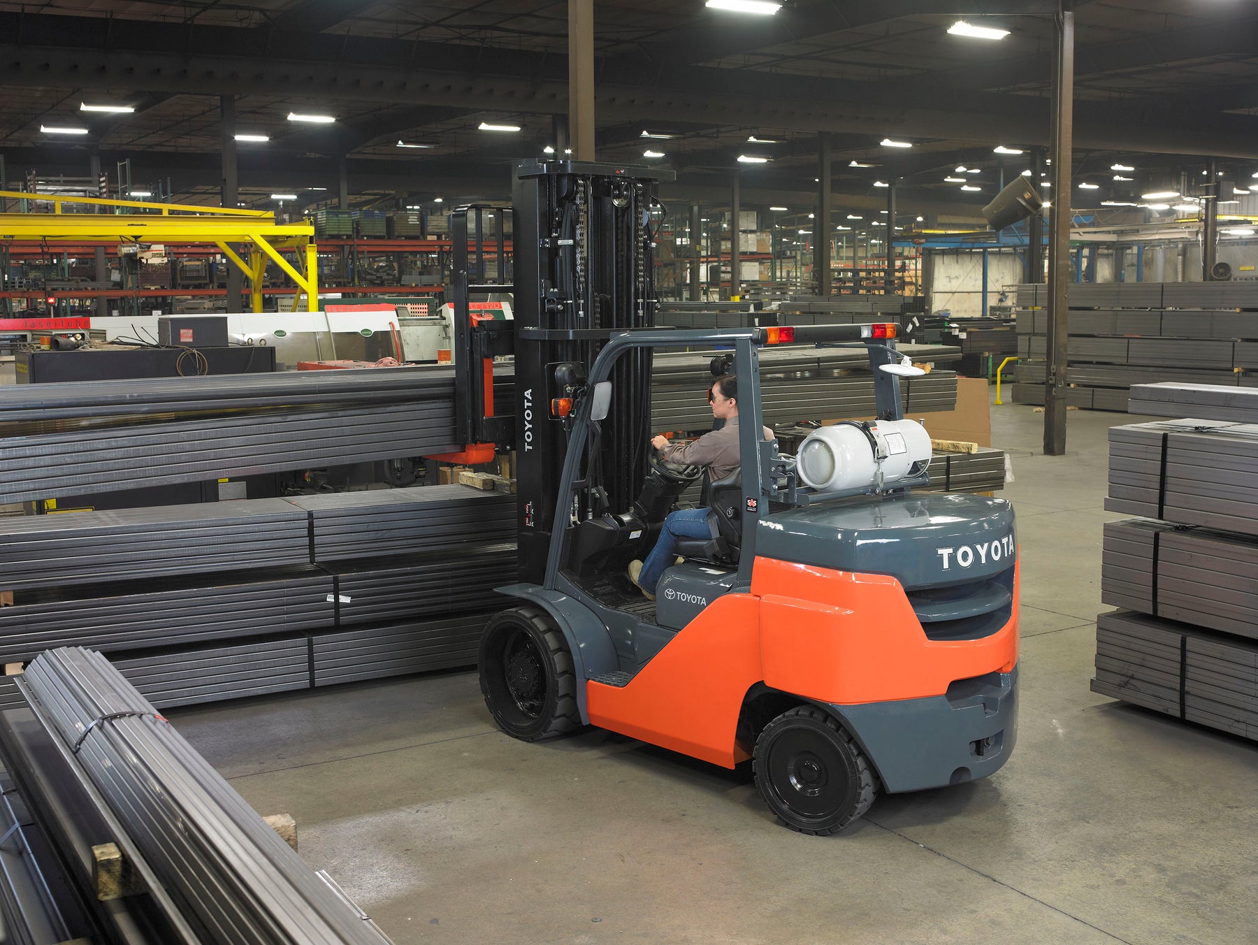 Product Profile: TOYOTA Internal Combustion Cushion Tire Lift Truck