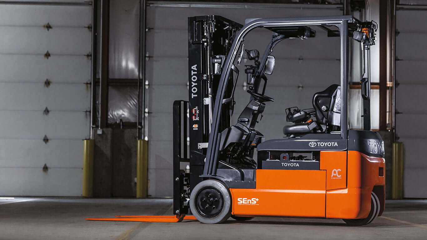 Selecting the Right Equipment for Expanding Your Forklift Fleet